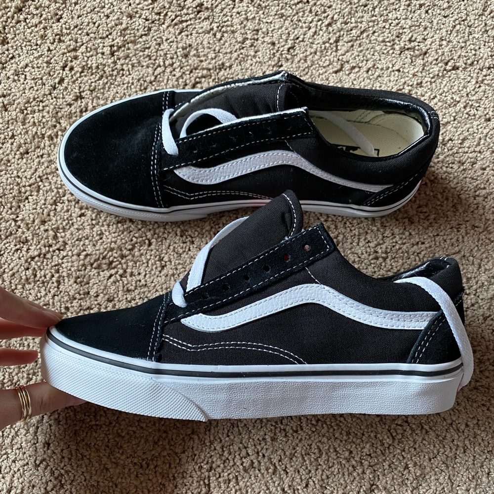 New in box! Old Skool vans